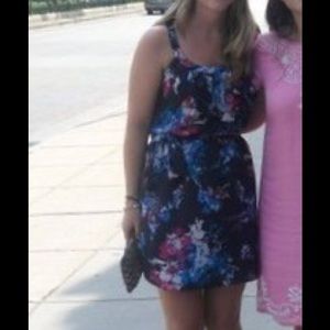 Navy floral express dress