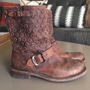 FRYE Veronica short studded limited edition boot!