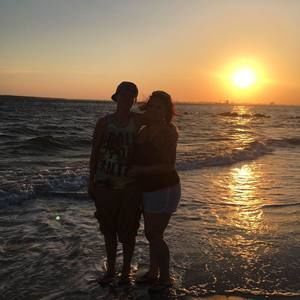 Meet your Posher, Mishea