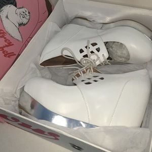 Collectible Item Jeffrey Campbell Raid Calf White