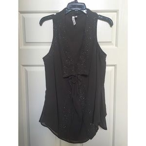 Robbi and Nikki Sequenced Top