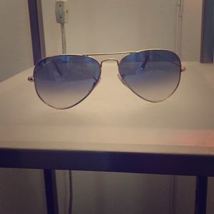Gorgeous Gold Framed Ray Ban Aviators