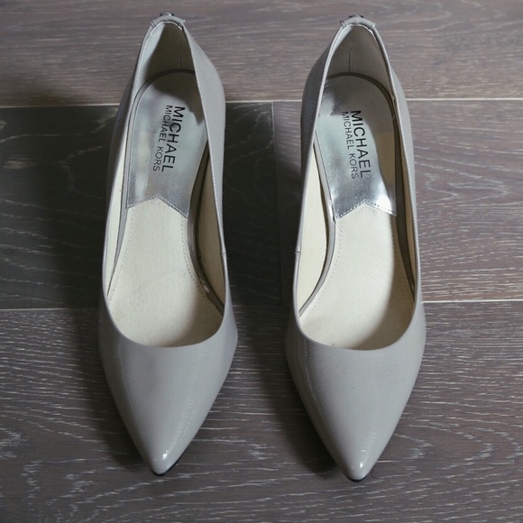 MICHAEL Michael Kors' Flex Pumps