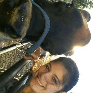 Meet your Posher, Juliana