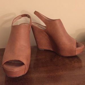 Pre-loved Steve Madden wedges
