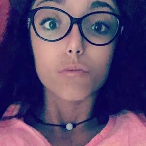 Meet your Posher, Alia