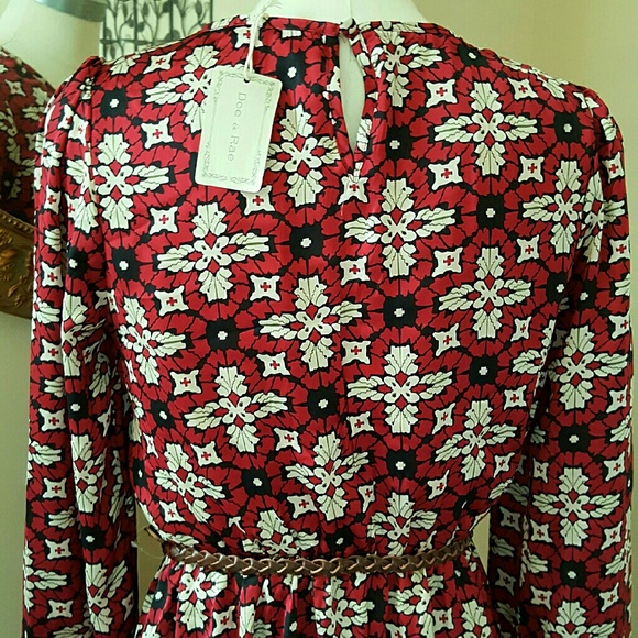 Doe & Rae Belted Red Print Dress  1 Medium LEFT! - Picture 4 of 4
