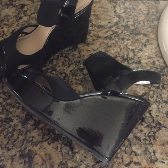 Adrienne Vittadini  black leather wedges