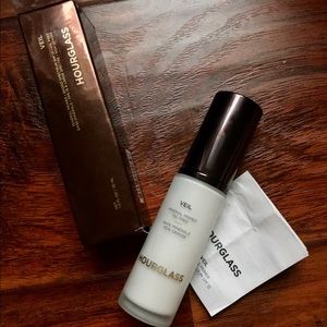 Hourglass Mineral Veil Primer