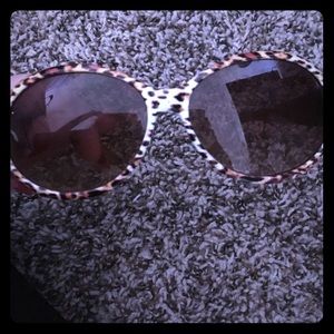 Betsy Johnson sun glasses