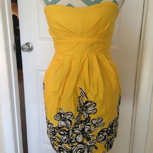 FINAL SALE! PRICED TO MOVE!Yellow and black dress