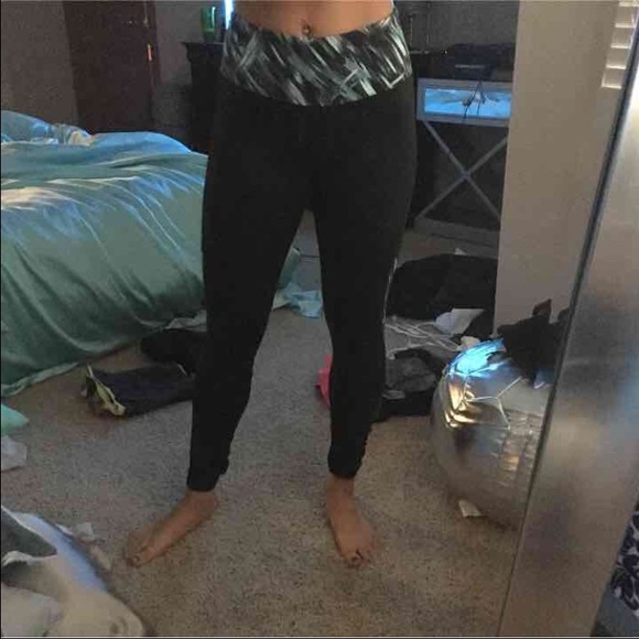 Victoria secret workout tights - Picture 1 of 4