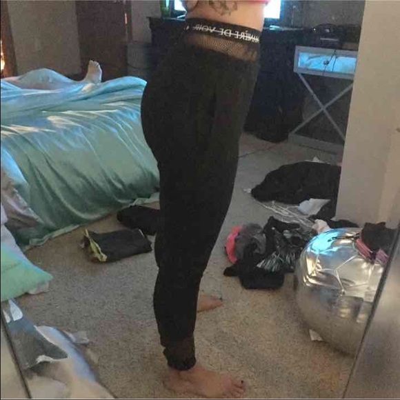 Cute/sexy sweat pants!! - Picture 2 of 4