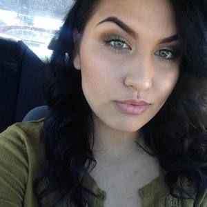 Meet your Posher, Eva