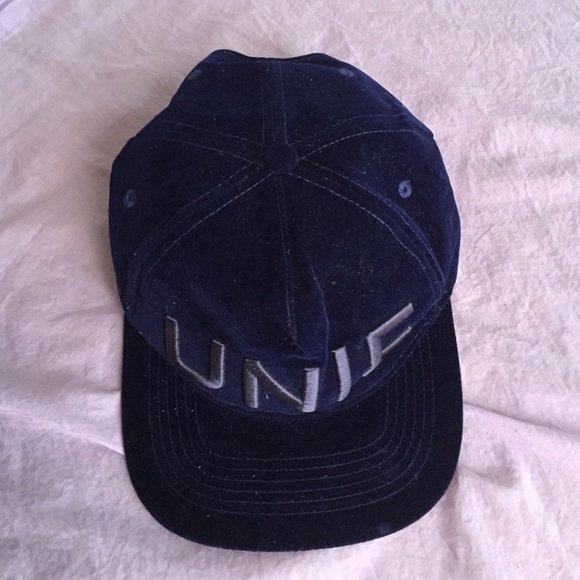 Dark Blue Velvet Unif hat