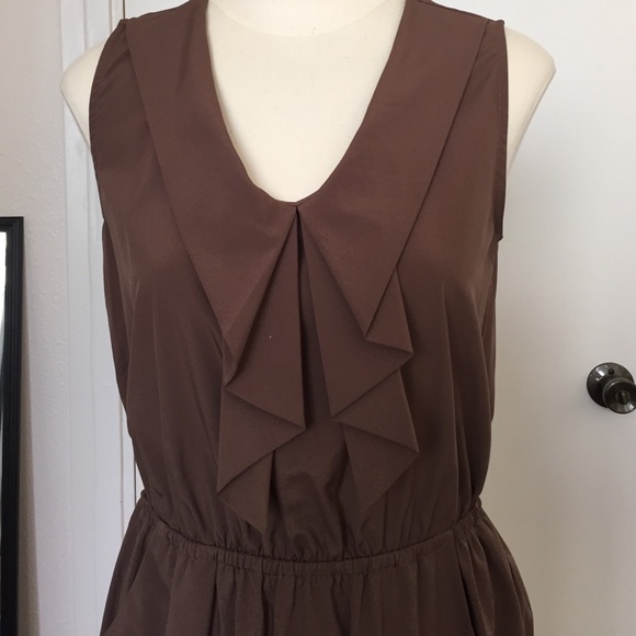 Brown Dress - Picture 2 of 4