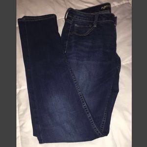 ✨Donating soon✨Dark wash jeans