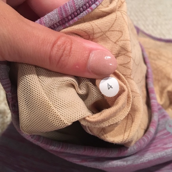 lululemon power Y tank - Picture 4 of 4