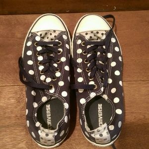 Polka dot converse