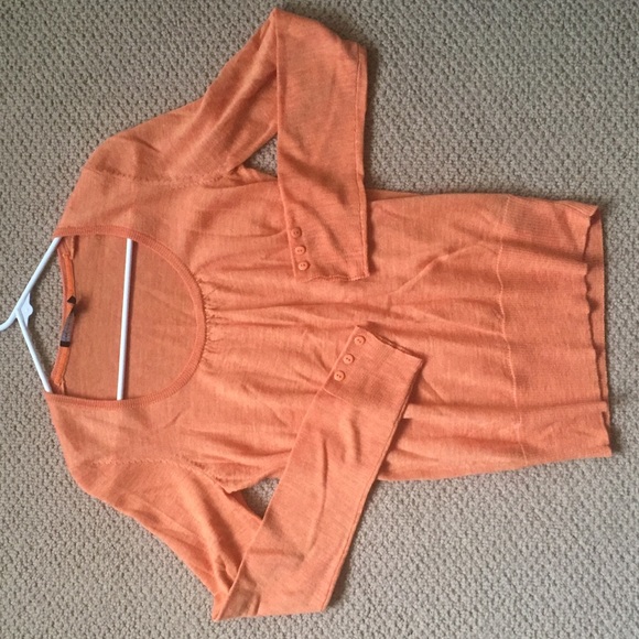 The Limited Medium orange