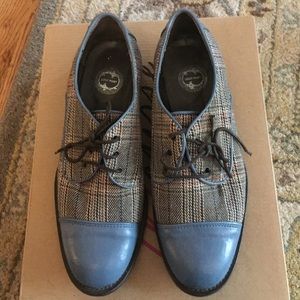 Women's oxfords