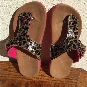 Girls leopard sandals 2/3