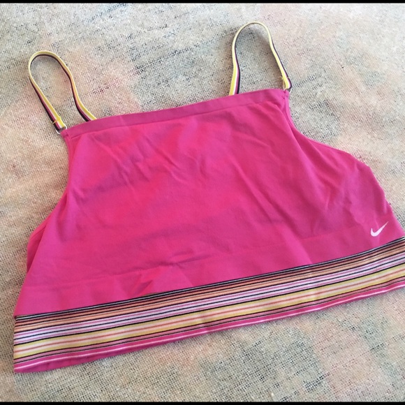 ‼️SOLD‼️Nike Crop Top
