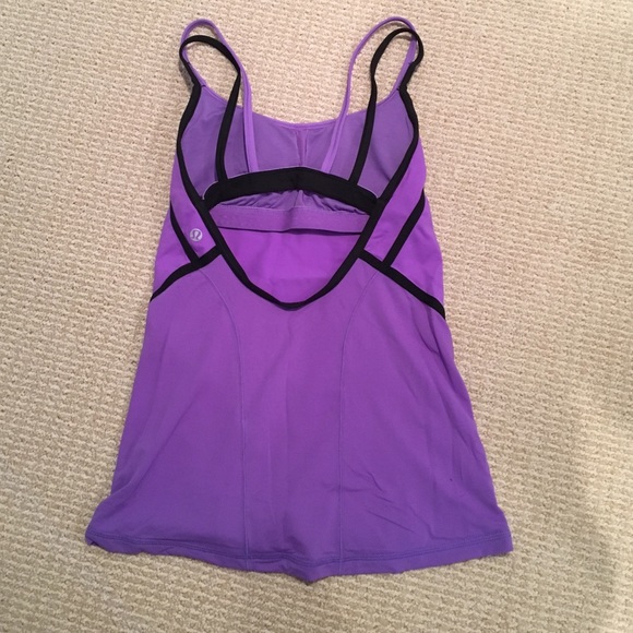 Lululemon size 4 tank - Picture 2 of 4