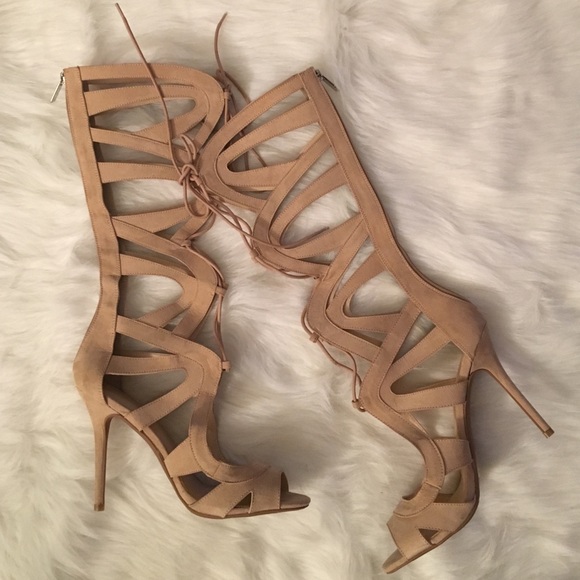 🎉🎉NEW ARRIVAL "Courtney"