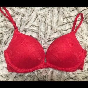 Victoria's Secret Red BioFit 34C