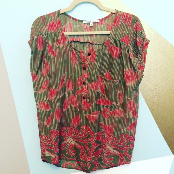 Collective concepts sheer green and red top - Picture 1 of 4