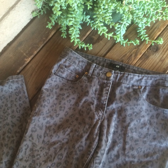 H&M Skinnies - Picture 1 of 3