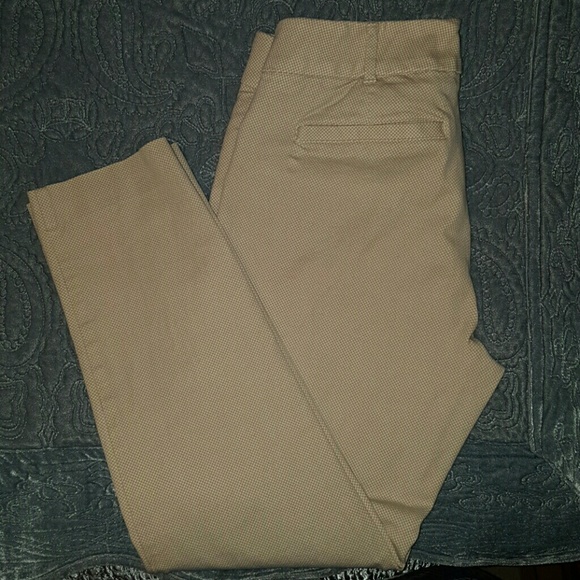 NY&CO white tan Audrey stretch ankle pants