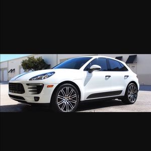 Meet your Posher, Cuong