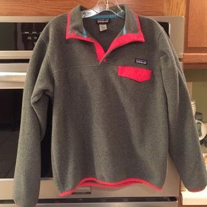 Women's Patagonia small pullover