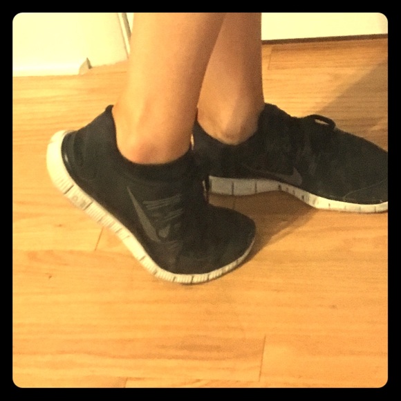 Nike free runs