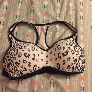 NEW VS PINK YOGA SPORTS BRA!