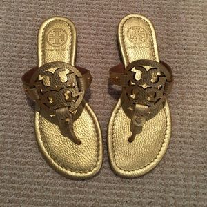 Gold Tory Burch size 5.5 sandals