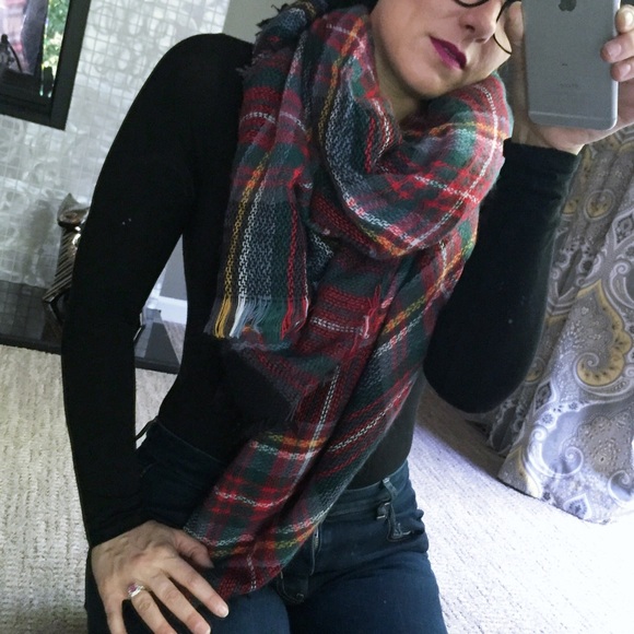 ❤️SOLD❤️Blanket Scarf