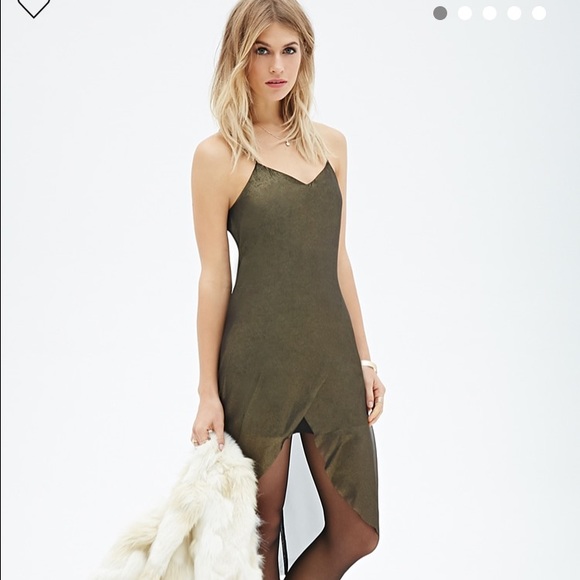 Forever 21: Contemporary Metallic Cami Tulip Dress - Picture 1 of 4