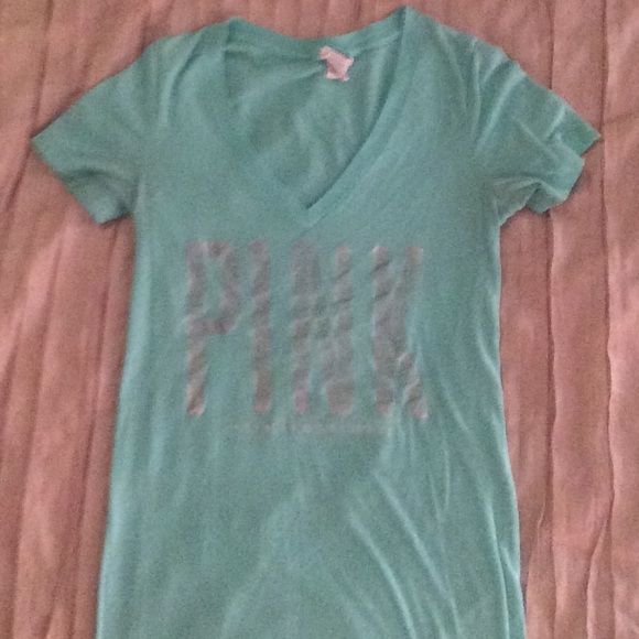 teel v-neck short sleeve t-shirt