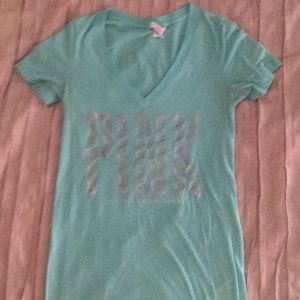 teel v-neck short sleeve t-shirt