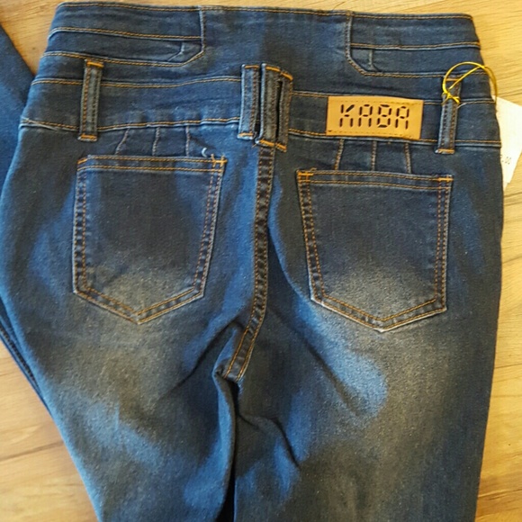 High Waiste Jean's - Picture 2 of 3