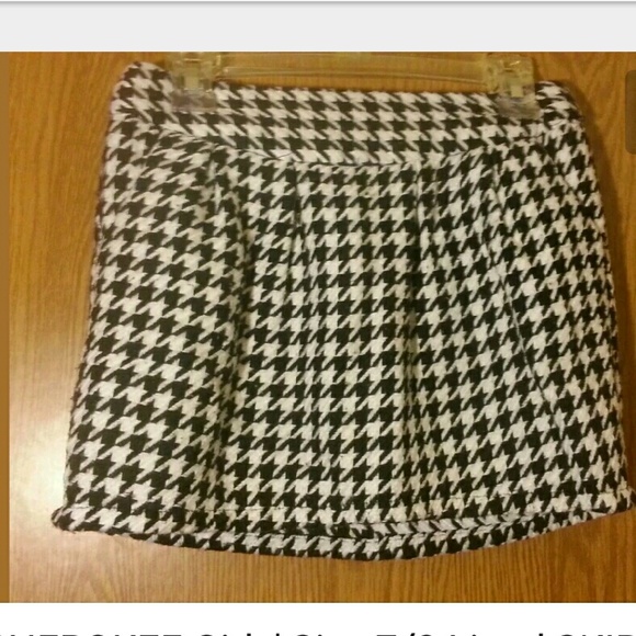 Houndstooth Skirt - Picture 1 of 3