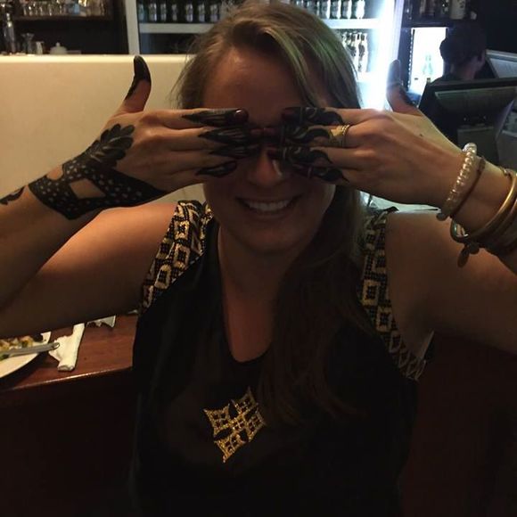 Meet your Posher, Cassy - Picture 1 of 1