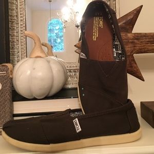 Brown Canvas Classic TOMS -Youth