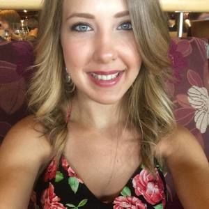 Meet your Posher, Candi