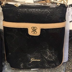 Woman's Guess bag