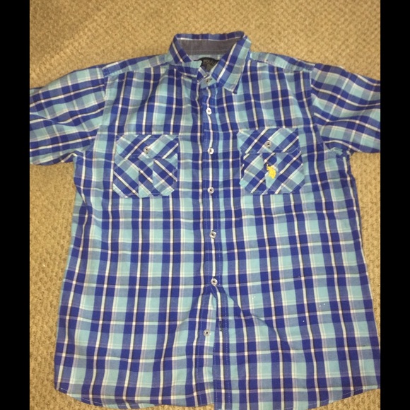 U.S. Polo ASSN button up shirt. Boys (14-16)
