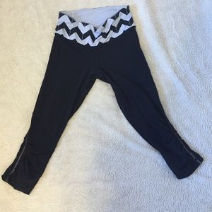 Lululemon yoga pants